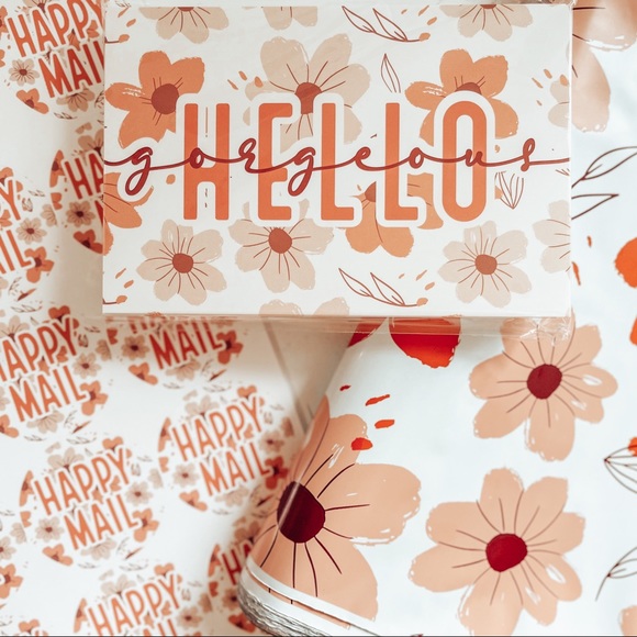 Meet your Posher, Amy - Picture 3 of 12